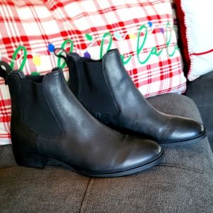 Chelsea Boots 👢